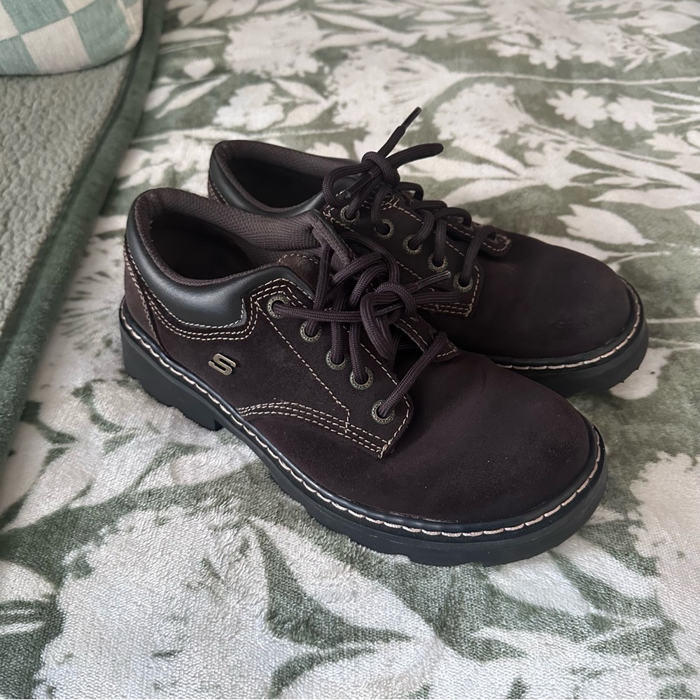 Brown sketchers